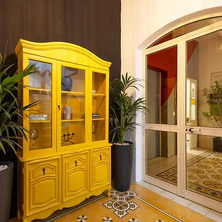 Ensuite Budget Twin At Quiet And Friendly Townhouse בית הארחה